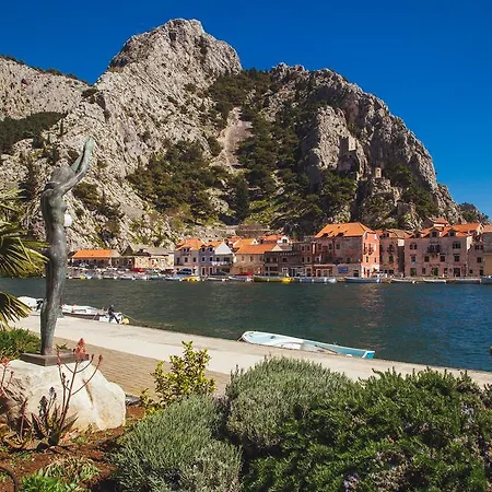 Kalajzic Omis